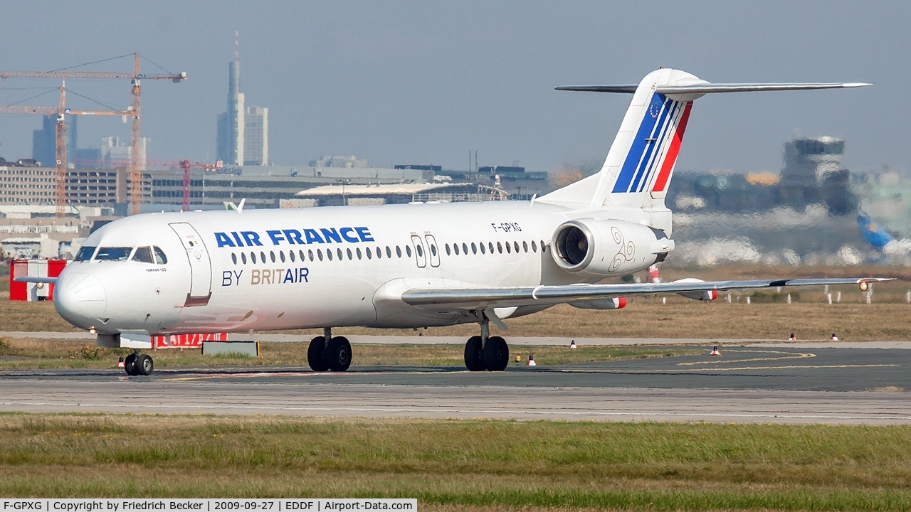 F-GPXG, 1992 Fokker 100 (F-28-0100) C/N 11387, line up for departure via RW18W