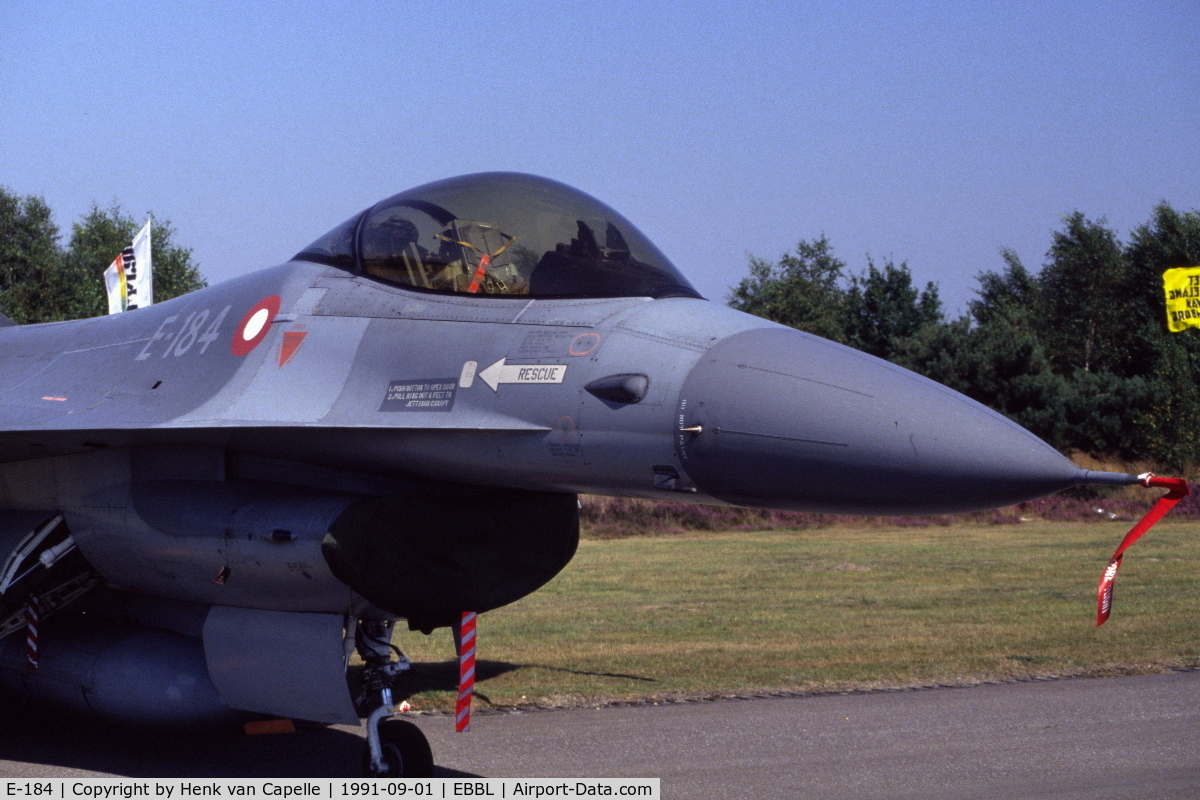 E-184, SABCA F-16AM Fighting Falcon C/N 6F-11, Royal Danish Air Force F-16A at Kleine Brogel Air Base, Belgium. Esk 723, 1991.