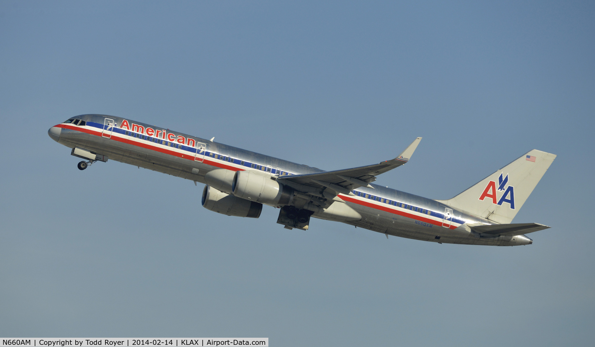 N660AM, 1992 Boeing 757-223 C/N 25294, Departing LAX on 25R