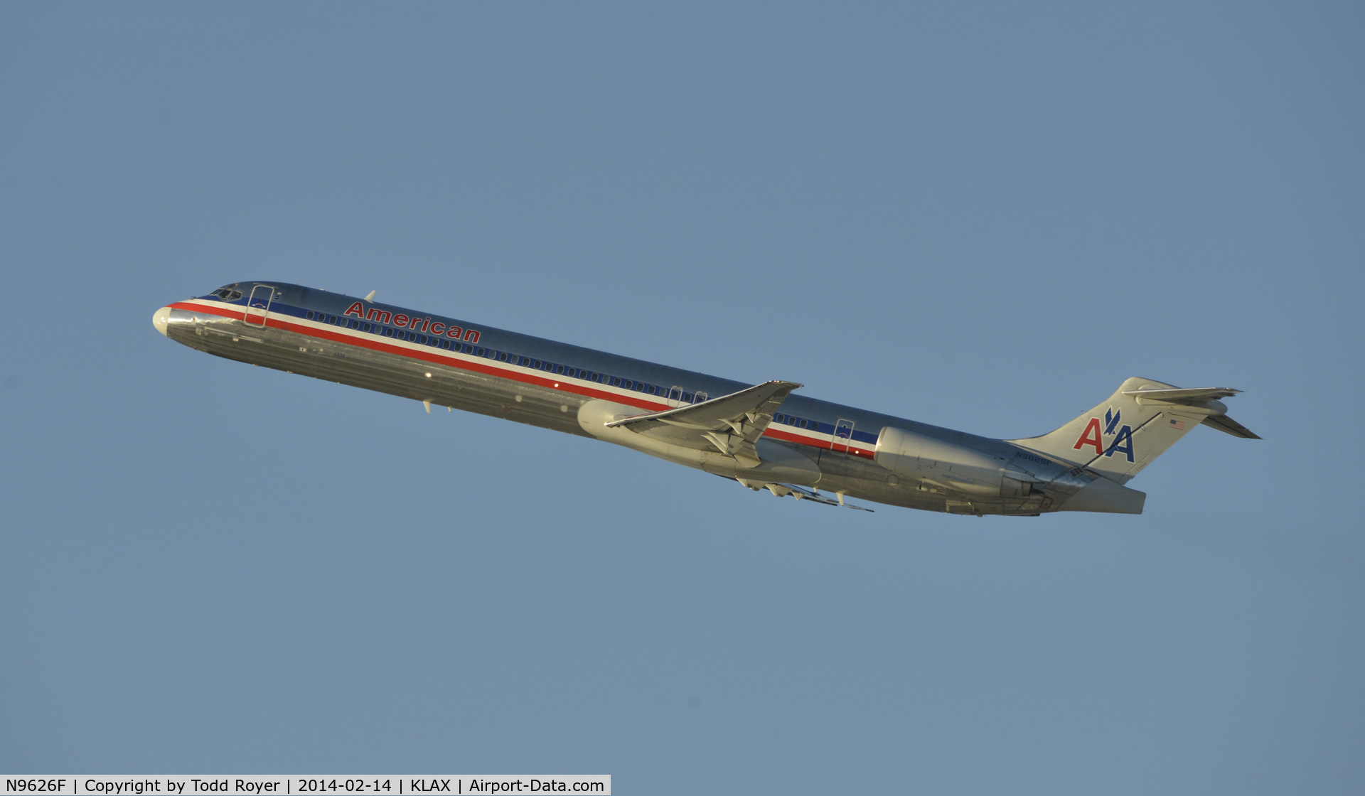 N9626F, 1998 McDonnell Douglas MD-83 (DC-9-83) C/N 53596, Departing LAX on 25R