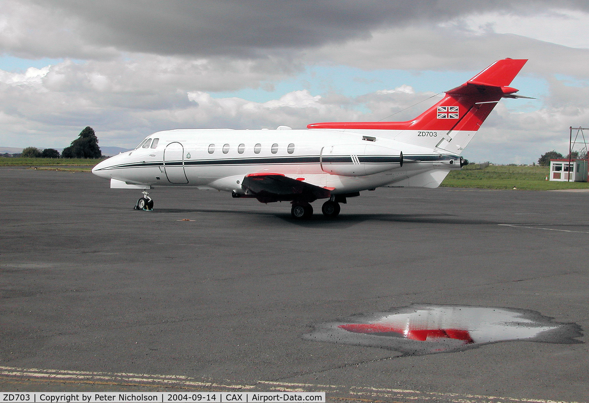 ZD703, British Aerospace BAe-125 CC.3 C/N 257183, BAe 125 CC.3, callsign Northolt 40, of 32 (TR) Squadron on a visit to Carlisle in September 2004.