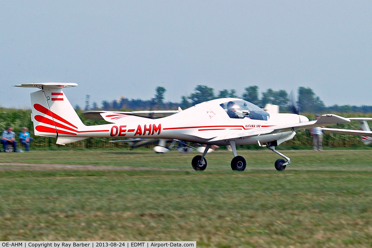 OE-AHM, HOAC DV-20 Katana C/N 20080, HOAC DV-20 Katana 100 [20.080] Tannheim~D 24/08/2013