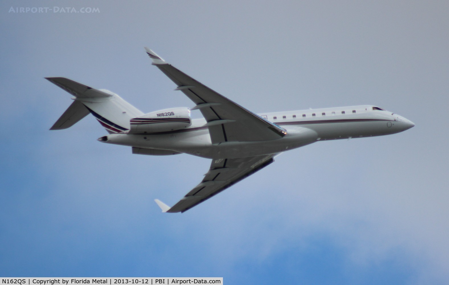 N162QS, 2012 Bombardier BD-700-1A10 Global 6000 C/N 9484, Net Jets Global 6000