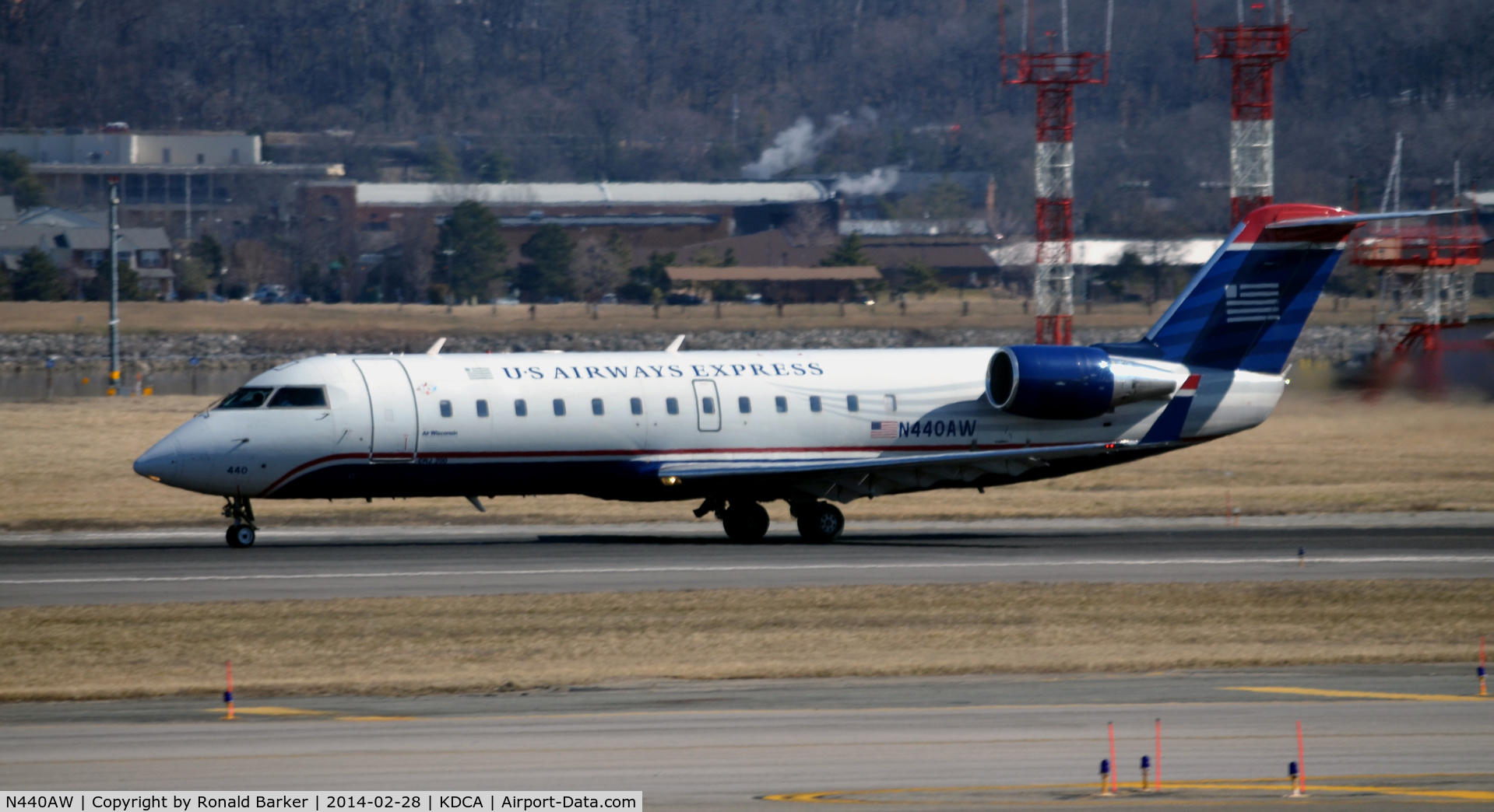 N440AW, 2003 Bombardier CRJ-200LR (CL-600-2B19) C/N 7766, Takeoff roll National