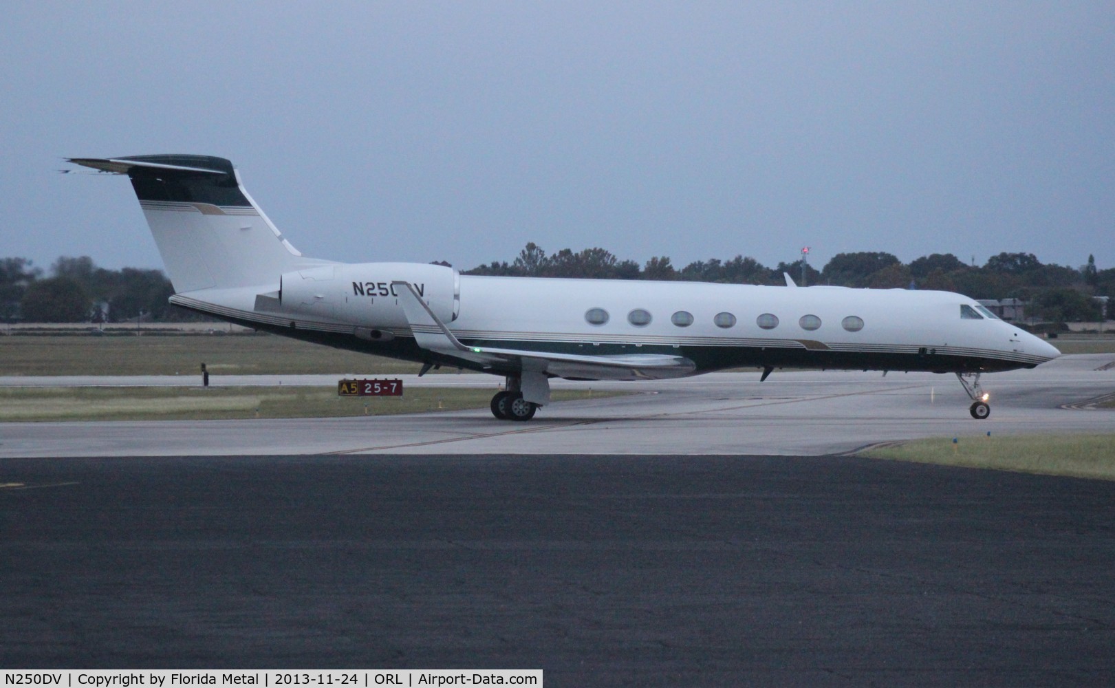 N250DV, 2005 Gulfstream Aerospace G-V C/N 5066, Gulfstream 550