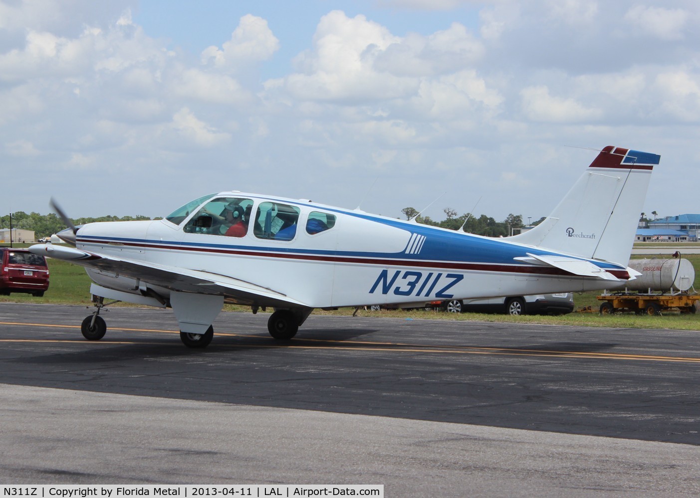 N311Z, 1960 Beech 35-33 Debonair C/N CD-222, Beech 33