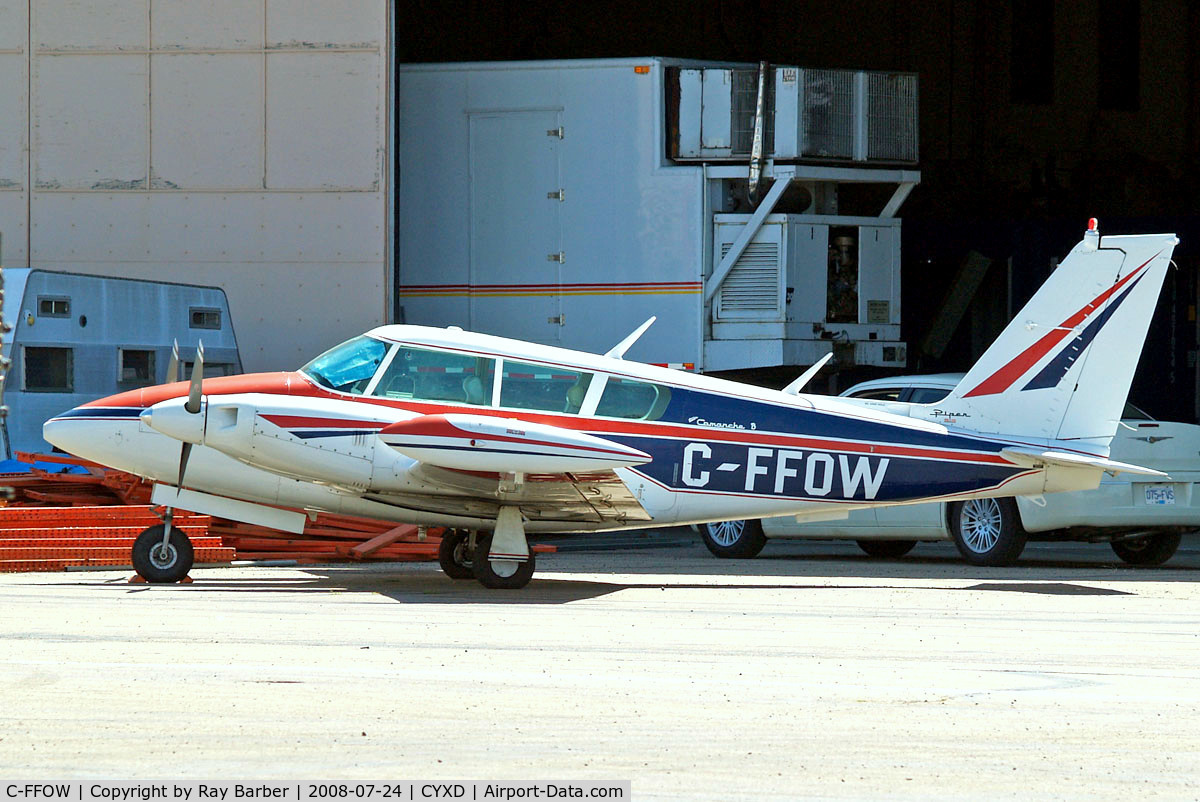 C-FFOW, 1968 Piper PA-30-160 B Twin Comanche C/N 30-1737, Piper PA-30-160 Twin Comanche B [30-1737] Edmonton-City Centre Airport~C 24/07/2008