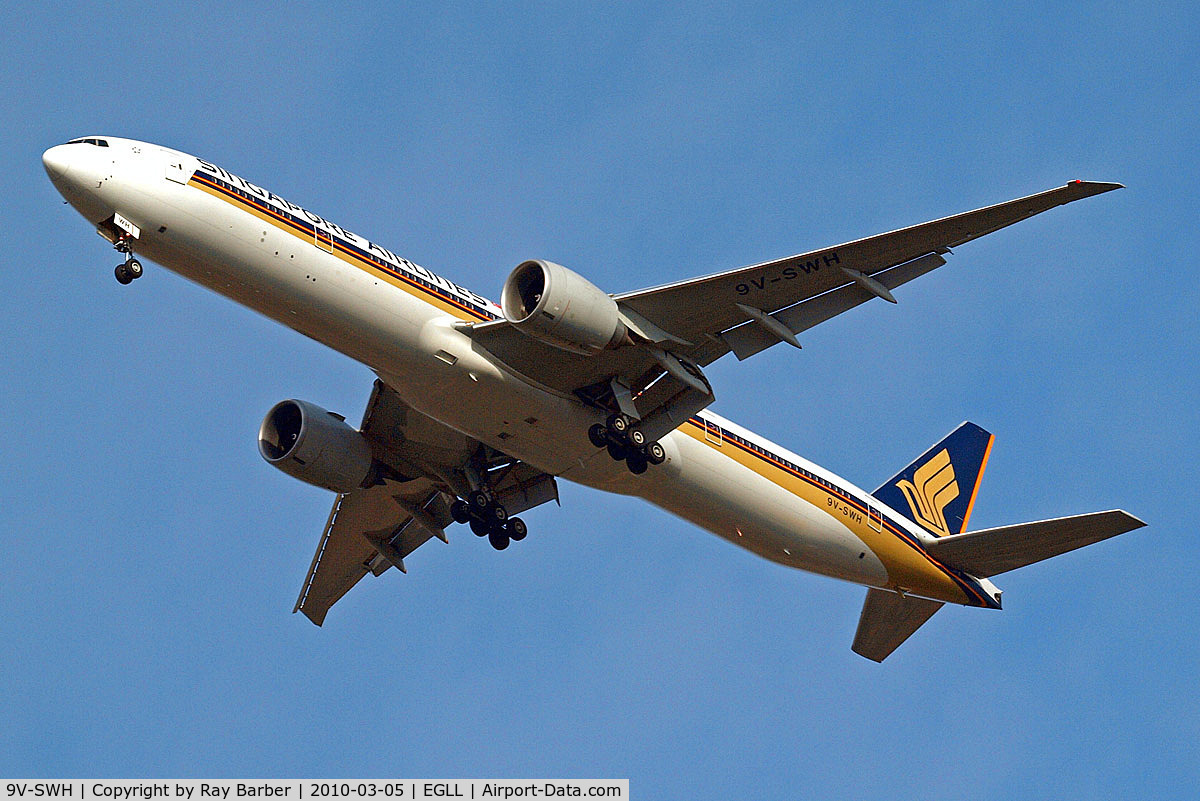 9V-SWH, 2007 Boeing 777-312/ER C/N 34573, Boeing 777-312ER [34573] (Singapore Airlines) Home~G 05/03/2010. On approach 27R.