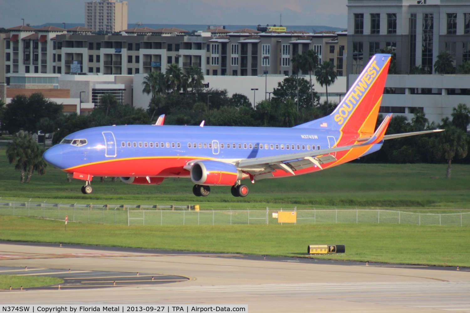 N374SW, 1993 Boeing 737-3H4 C/N 26582, Southwest 737-300