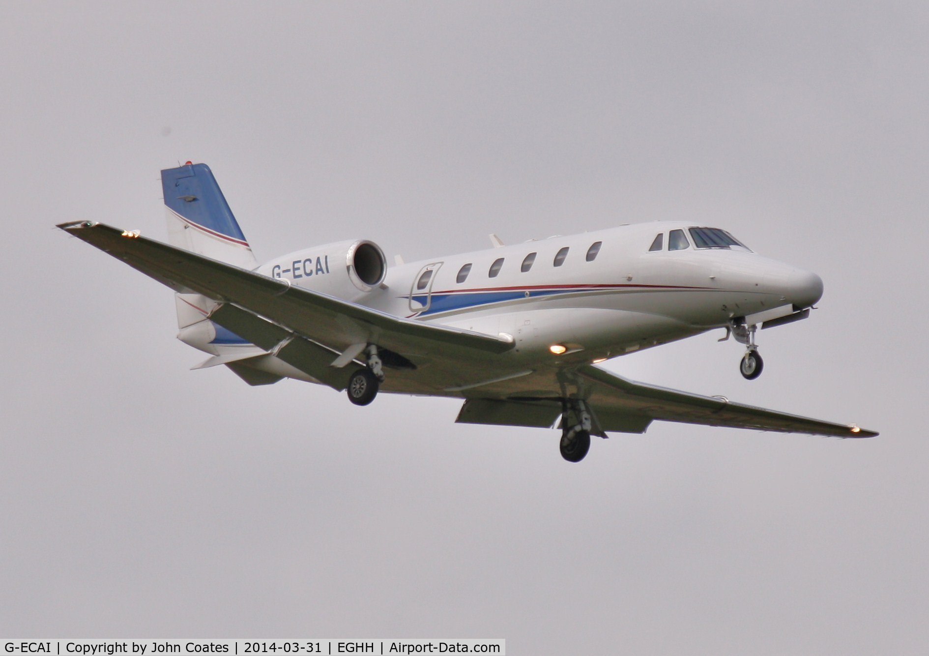 G-ECAI, 2006 Cessna 560XL Citation XLS C/N 560-5631, Approach to 08