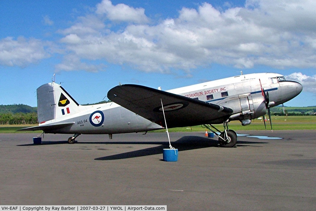 VH-EAF, 1945 Douglas C-47B Skytrain C/N 16358/33106, Douglas DC-3C-47B-30-DK [16358/33106] Illawara-Wollongong~VH 27/03/2007