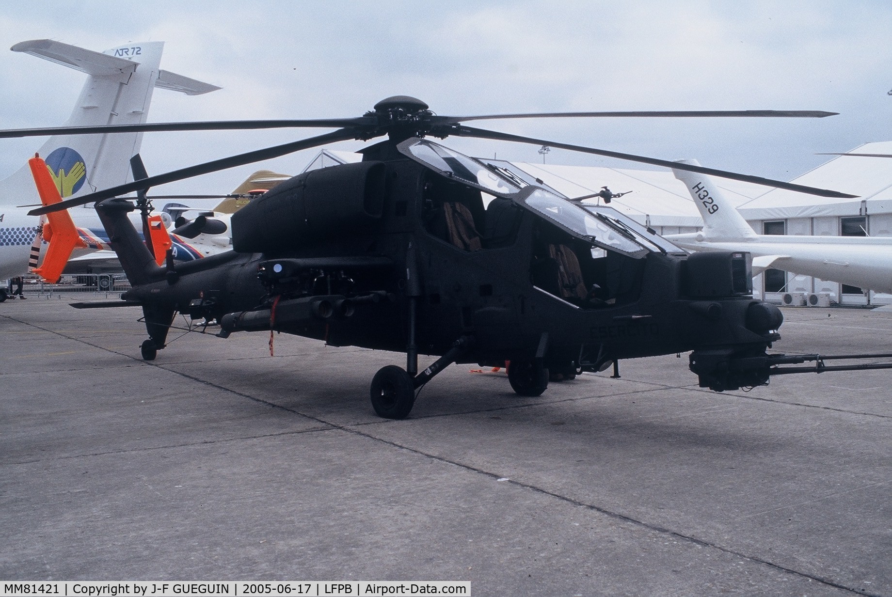 MM81421, Agusta A-129CBT Mangusta C/N 29053, On display at Paris-Le Bourget 2005 airshow with code E.I.-951.