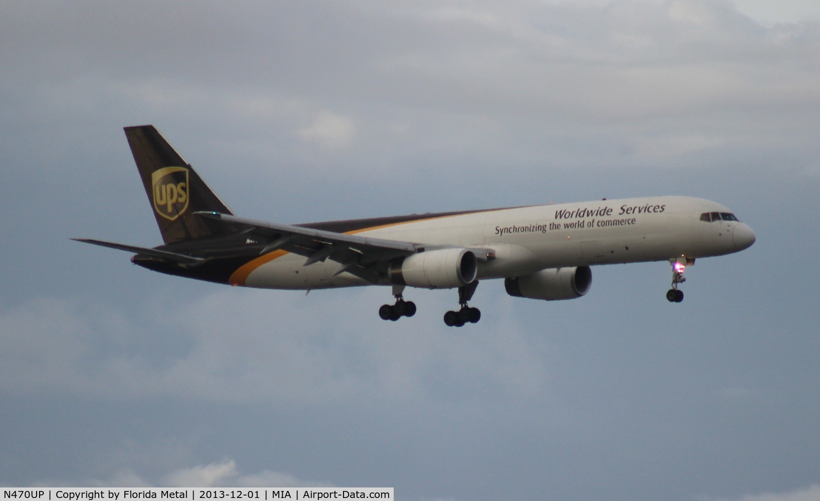 N470UP, 1997 Boeing 757-24APF C/N 25486, UPS 757-200