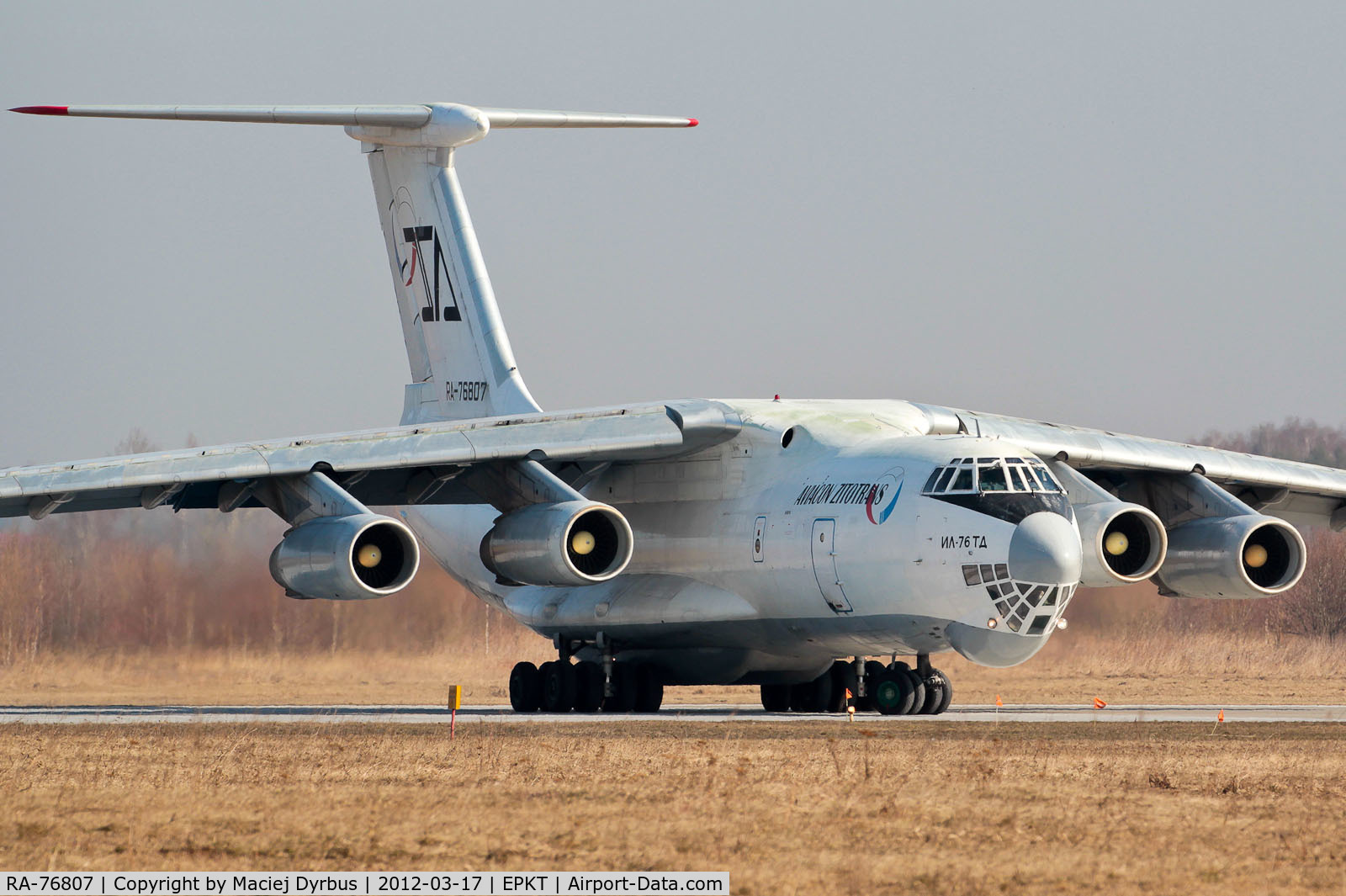 RA-76807, 1991 Ilyushin IL-76TD C/N 1013405176, On 17th March this Il-76 made a charter flight to Katowice Pyrzowice to take some military vehicles.