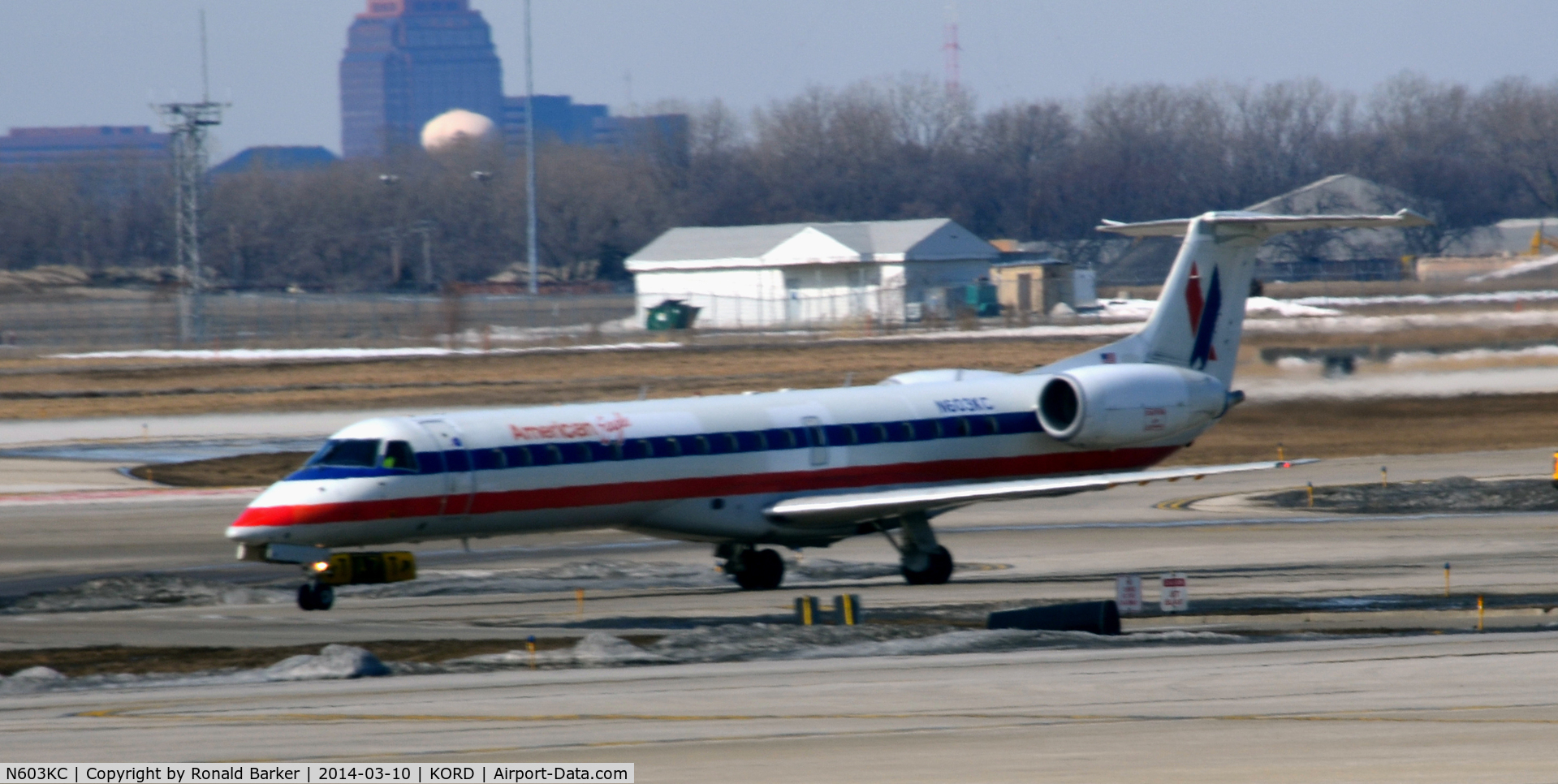 N603KC, 1998 Embraer ERJ-145LR (EMB-145LR) C/N 145055, Taxi Chicago