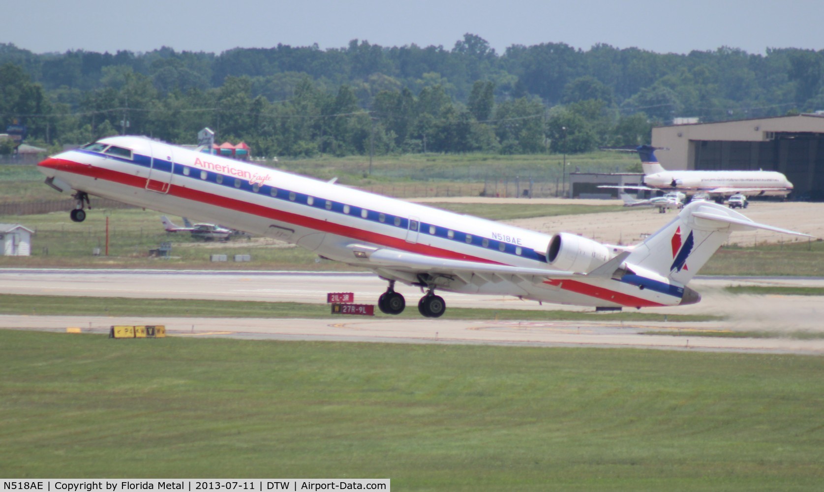 N518AE, 2003 Bombardier CRJ-701ER (CL-600-2C10) Regional Jet C/N 10126, American Eagle CRJ-700