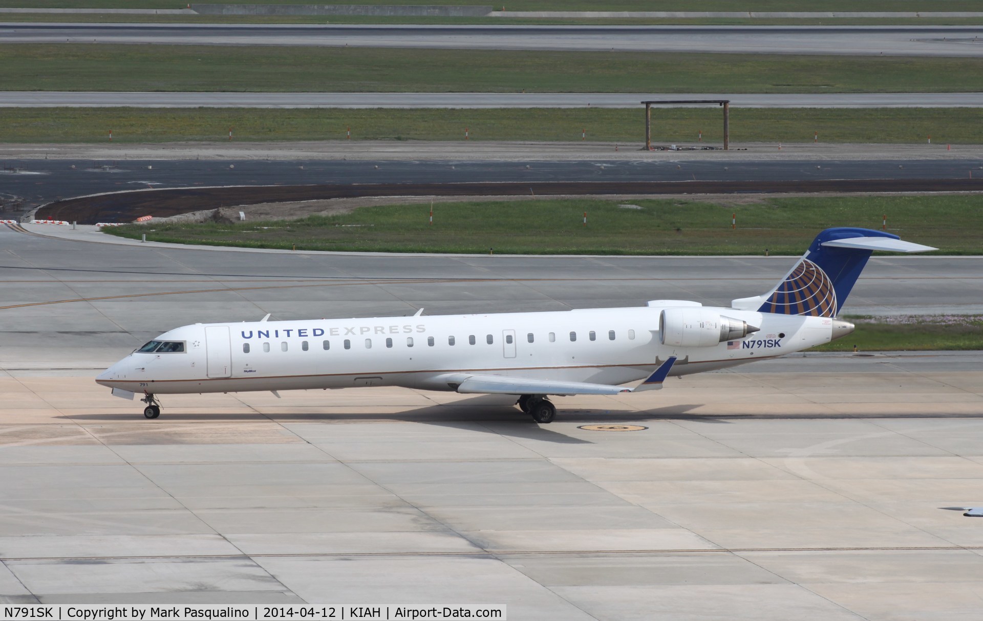 N791SK, 2009 Bombardier CRJ-700 (CL-600-2C10) Regional Jet C/N 10293, CL-600-2C10