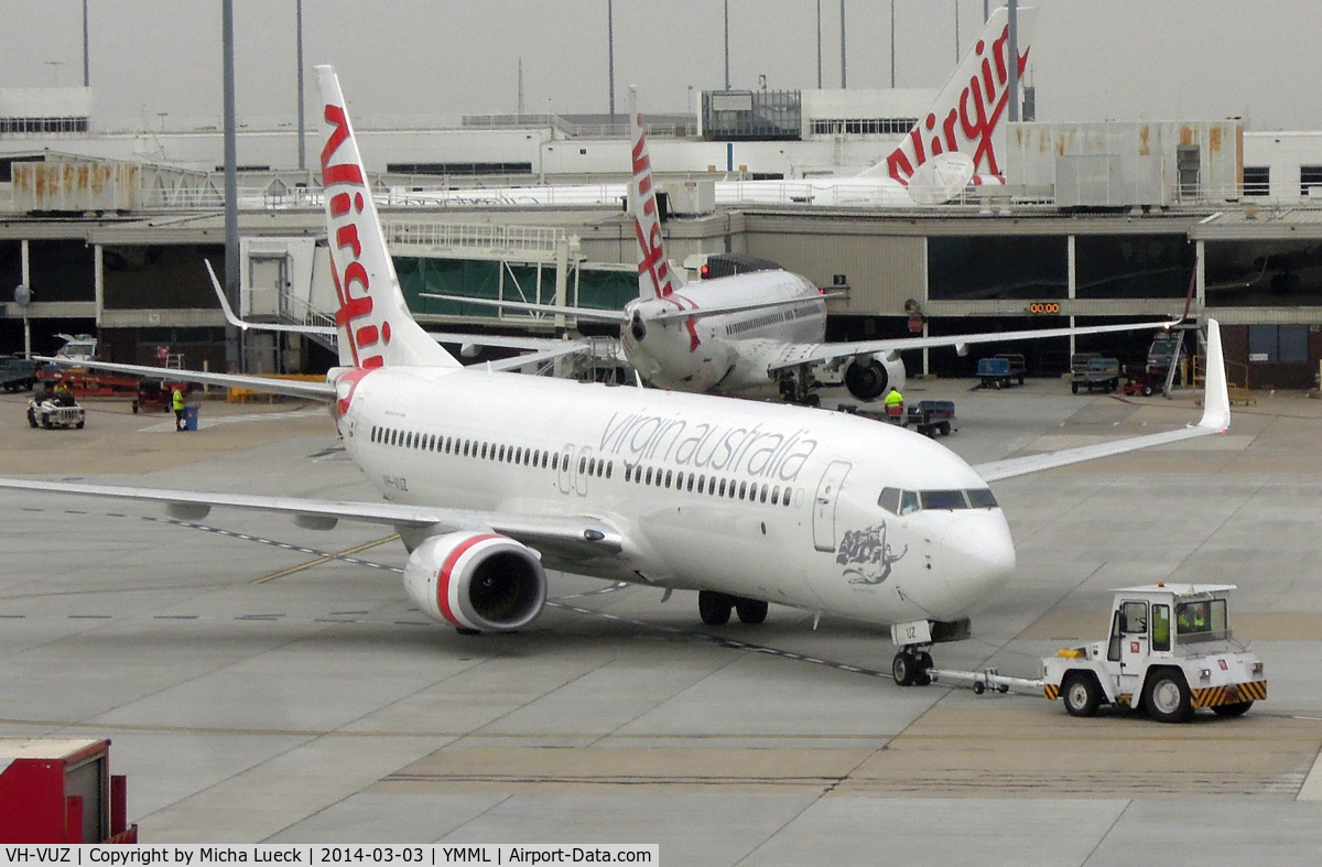 VH-VUZ, 2010 Boeing 737-8FE C/N 39921, At Tullamarine