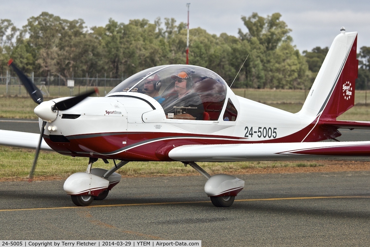 24-5005, 2006 Evektor-Aerotechnik SportStar C/N 2005-0504, At Temora Airport during the 40th Anniversary Fly-In of the Australian Antique Aircraft Association