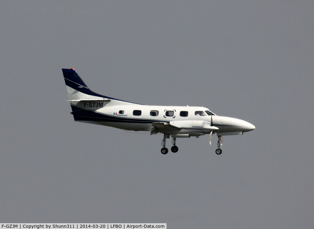 F-GZJM, 1975 Swearingen SA-226T Merlin IIIA C/N T-264, Landing rwy 14L