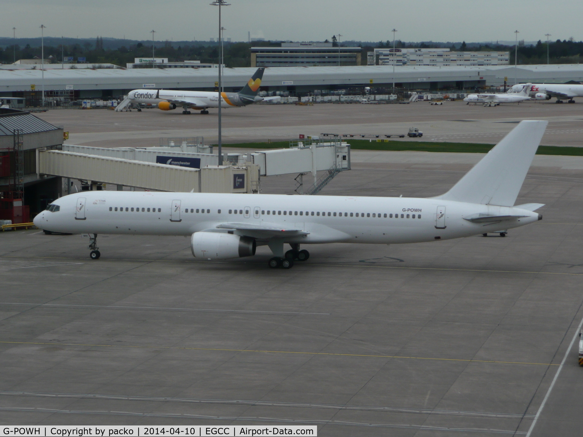 G-POWH, 2000 Boeing 757-256 C/N 29308, not all from its stand/gate
CFG aircraft in the back ground