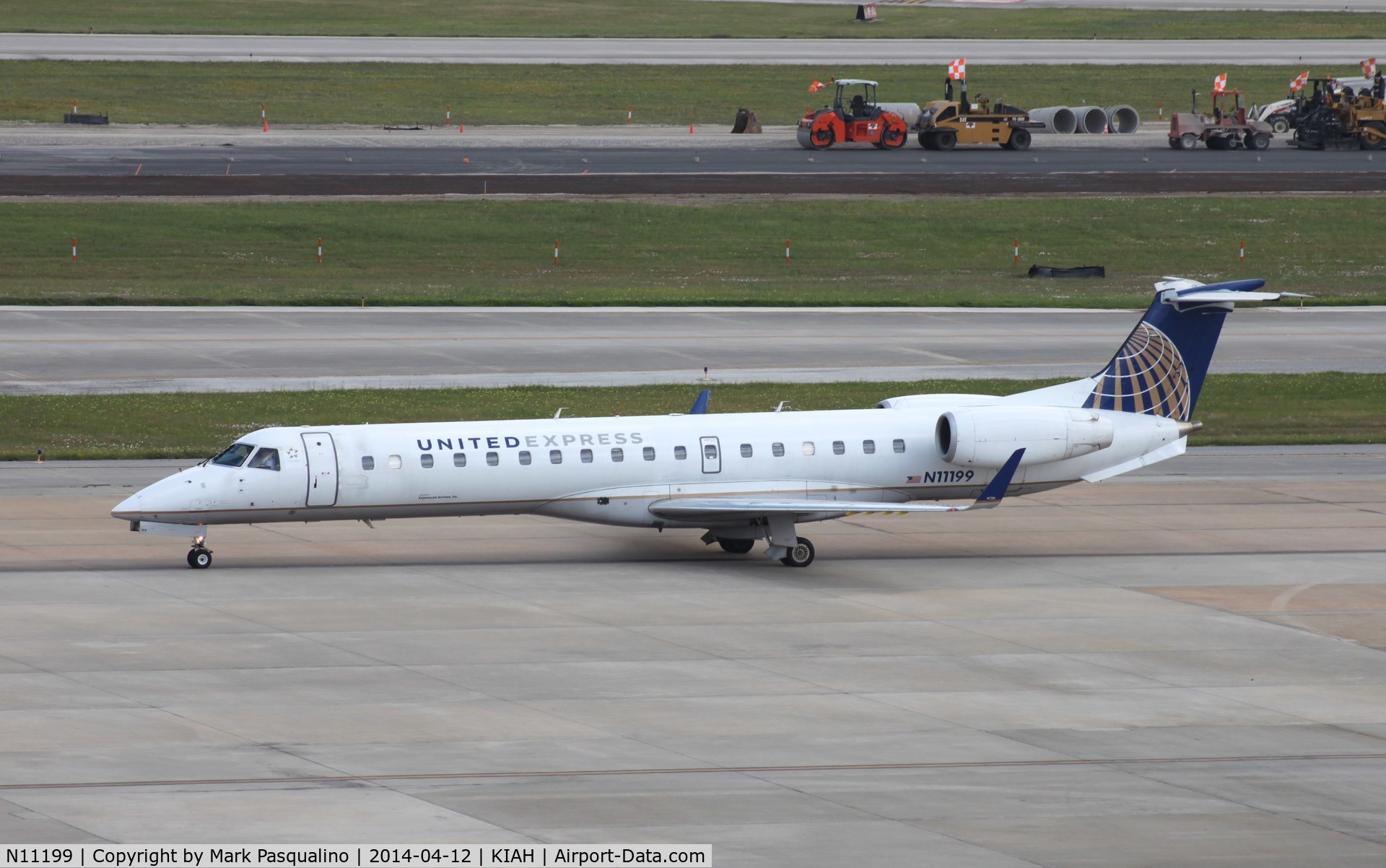 N11199, 2006 Embraer ERJ-145XR (EMB-145XR) C/N 14500953, EMB-145XR