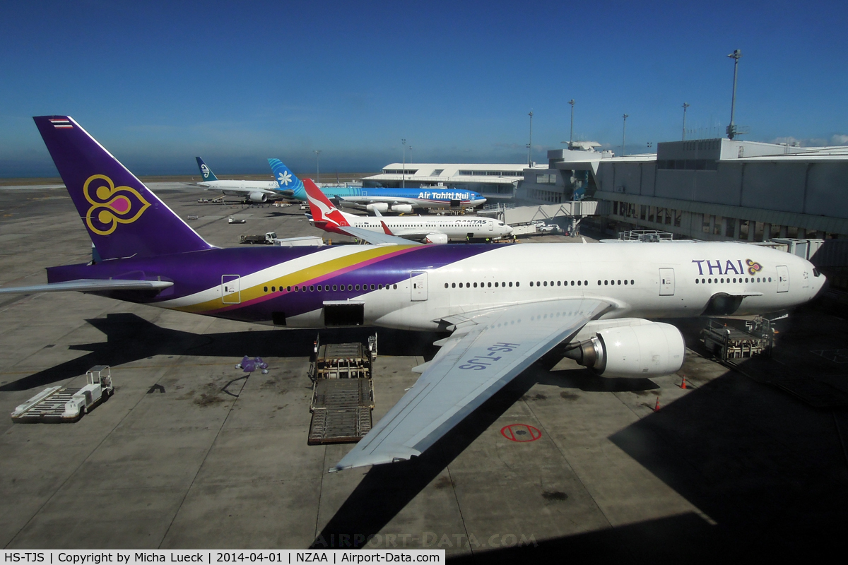HS-TJS, 2006 Boeing 777-2D7/ER C/N 34587/595, At Auckland