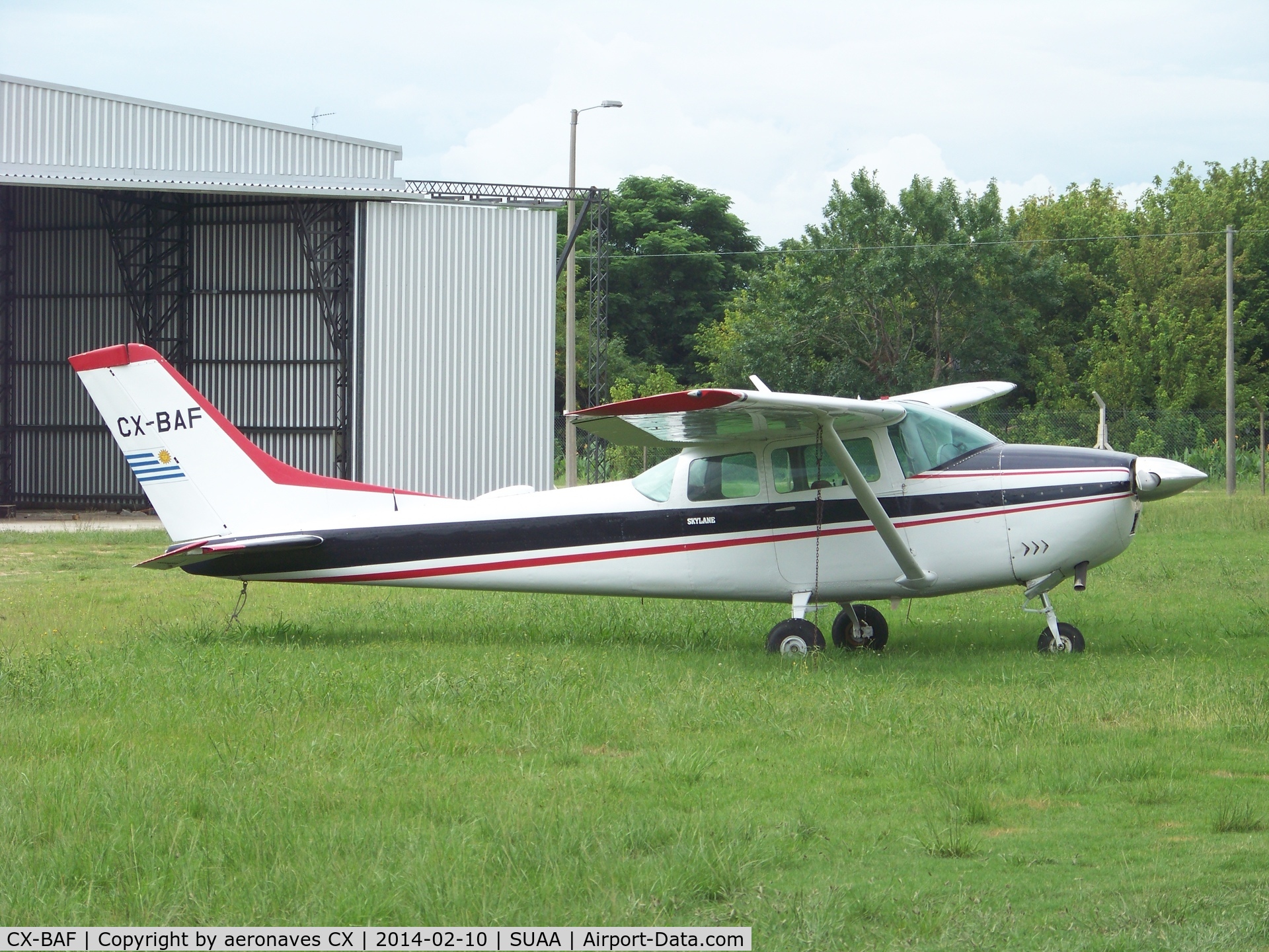 CX-BAF, 1962 Cessna 182E Skylane C/N 18253962, Visto en Aeropuerto Angel S. Adami