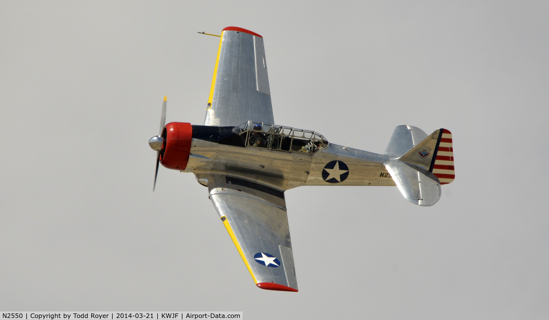 N2550, 1985 North American SNJ-5 Texan C/N 43683, Los Angeles County Airshow 2014