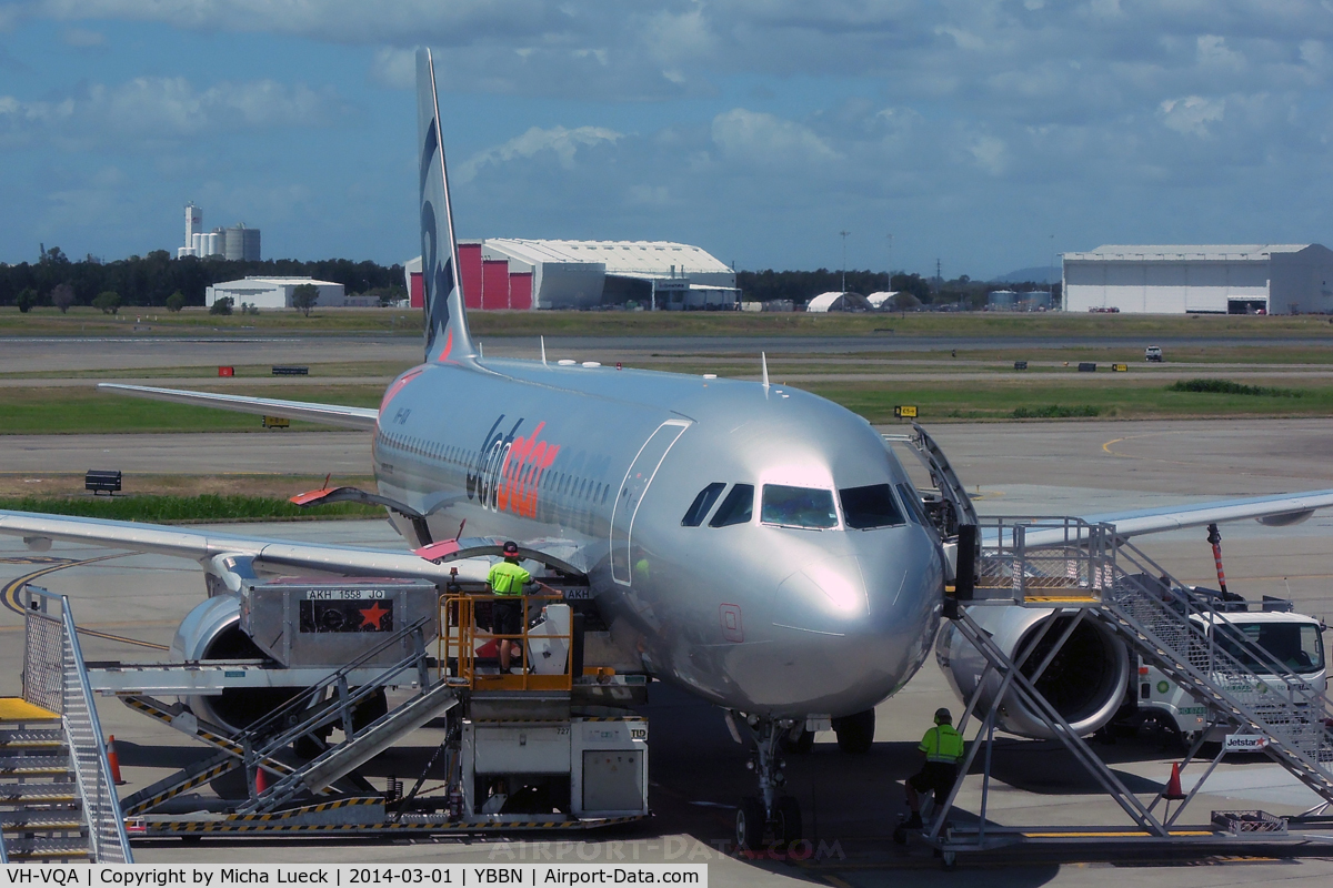 VH-VQA, 2009 Airbus A320-232 C/N 3783, At Brisbane