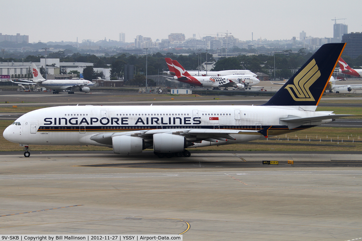 9V-SKB, 2006 Airbus A380-841 C/N 005, taxiing to 16R