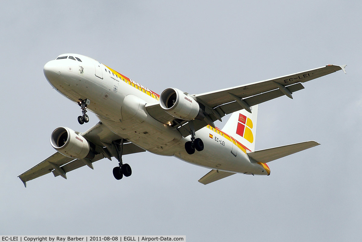 EC-LEI, 2008 Airbus A319-111 C/N 3744, EC-LEI   Airbus A319-111 [3744] (Iberia) Home~G 08/08/2011. On approach 27R.