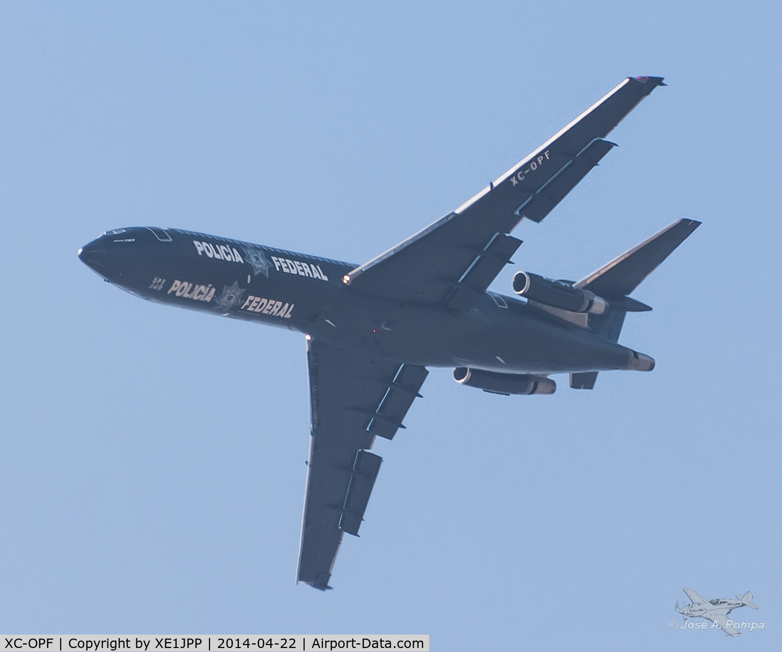 XC-OPF, 1981 Boeing 727-264 C/N 22676, Flying over Mexico City in approach to MMMX