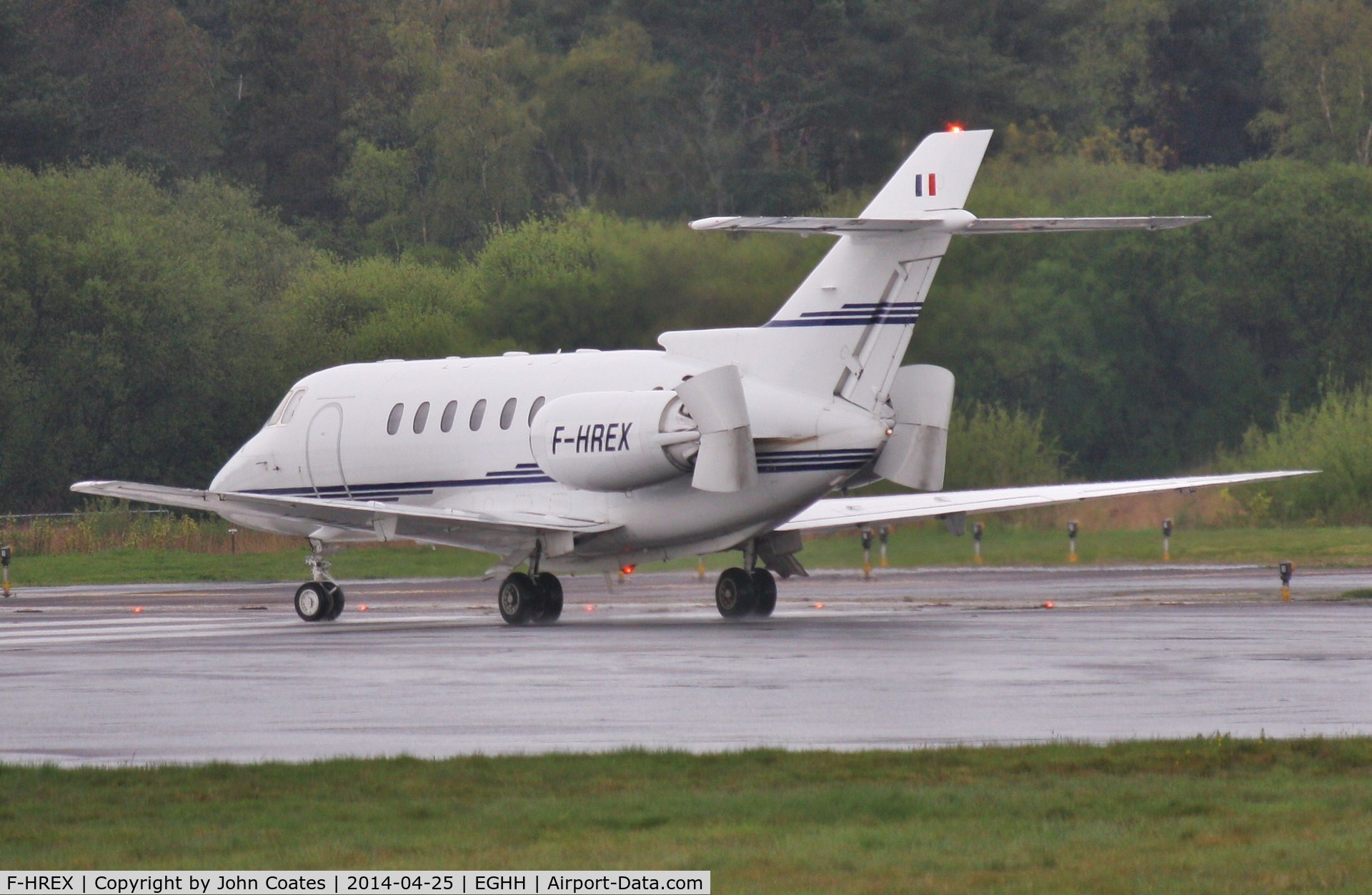 F-HREX, 1997 Raytheon Hawker 800XP C/N 258335, Taxiing from JETS