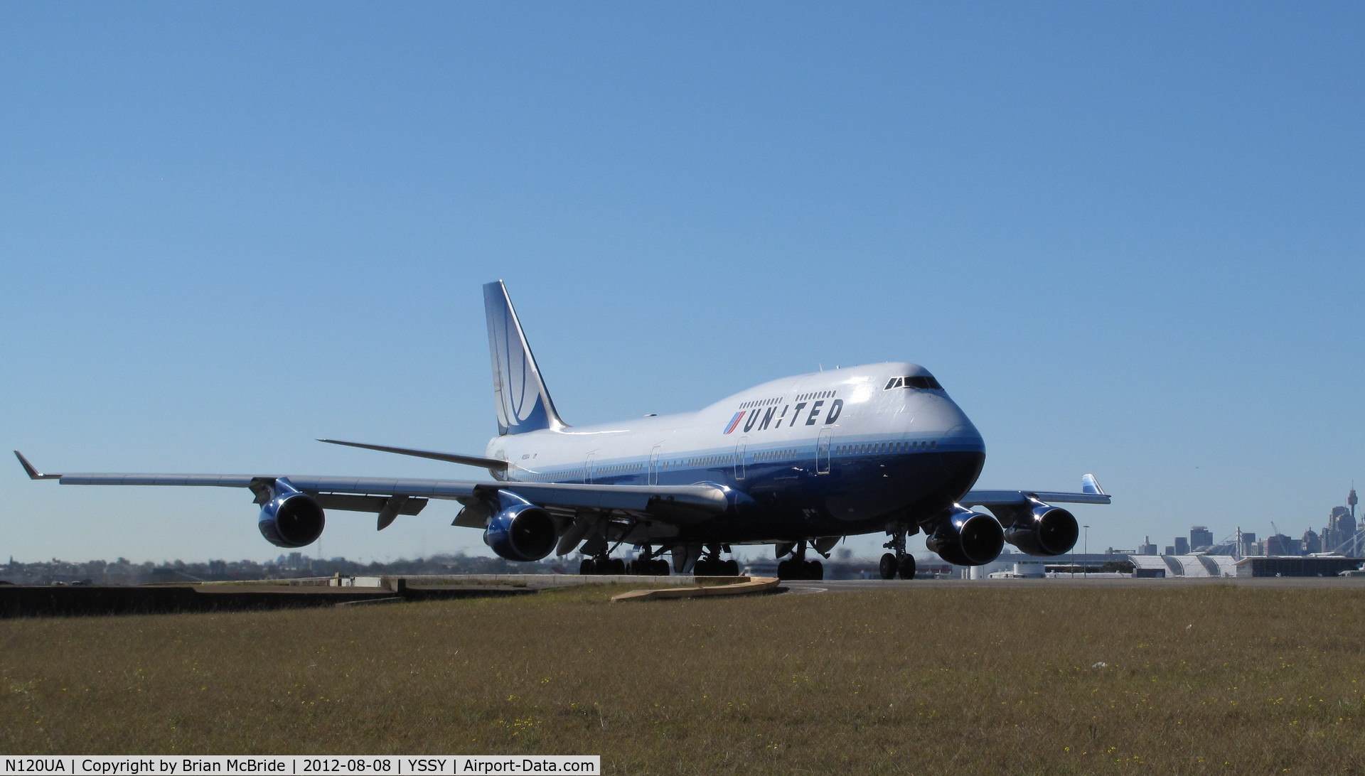 N120UA, 1999 Boeing 747-422 C/N 29166, United Airlines. 747-422. N120UA cn 29166 1209. Sydney - Kingsford Smith International (Mascot) (SYD YSSY). Image © Brian McBride. 08 August 2012