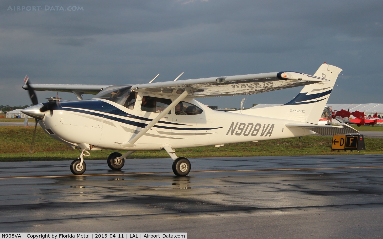 N908VA, 2005 Cessna 182T Skylane C/N 18281555, Cessna 182T