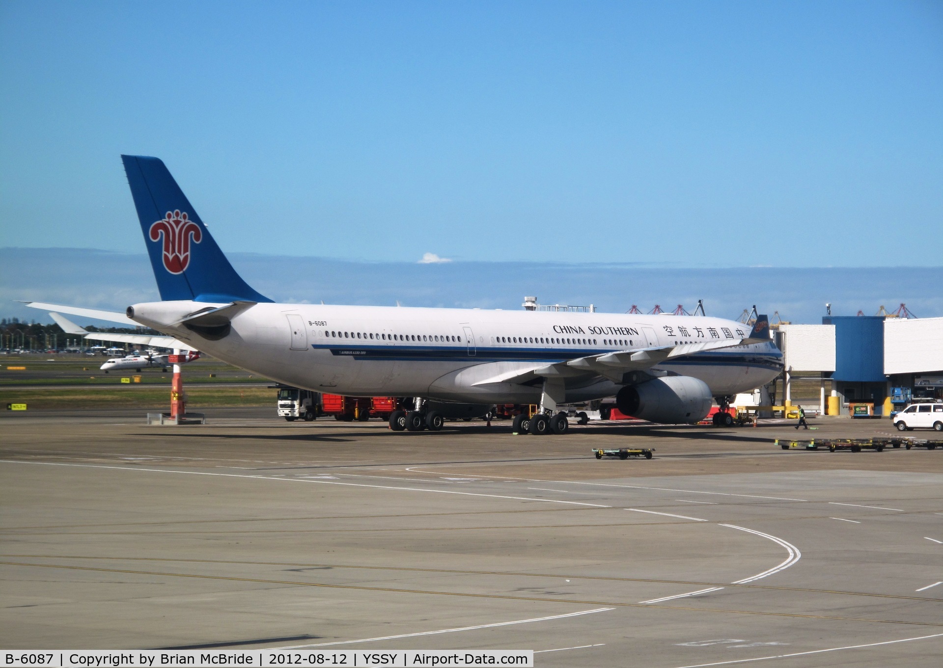B-6087, 2007 Airbus A330-343E C/N 889, China Southern Airlines. A330-343X. B-6087 cn 889. Sydney - Kingsford Smith International (Mascot) (SYD YSSY). Image © Brian McBride. 13 August 2012