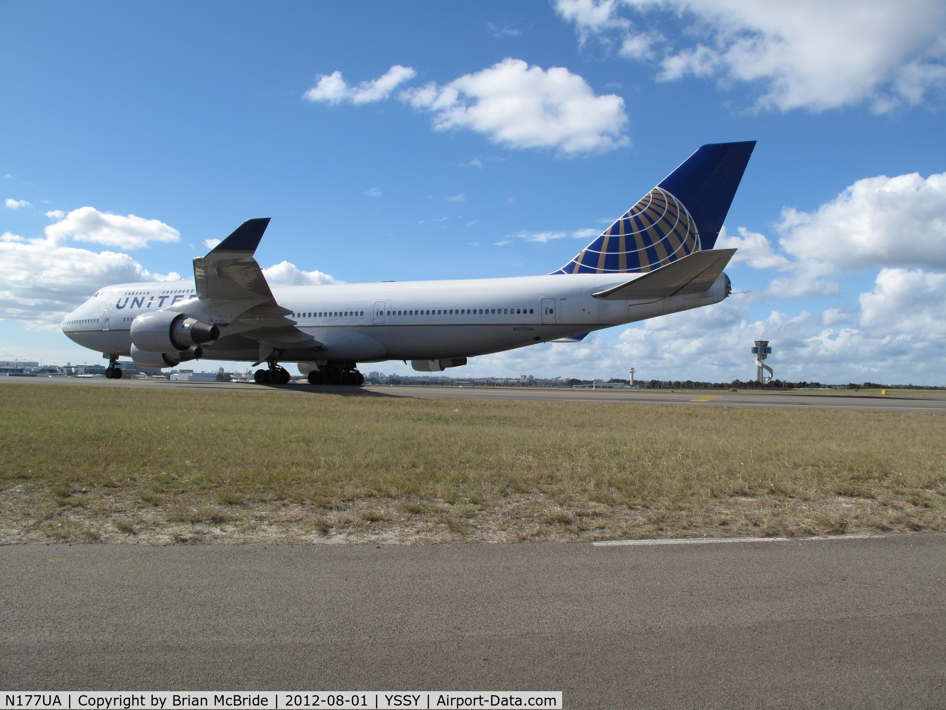 N177UA, 1990 Boeing 747-422 C/N 24384, United Airlines. 747-422. N177UA cn 24384 819. Sydney - Kingsford Smith International (Mascot) (SYD YSSY). Image © Brian McBride. 01 August 2012