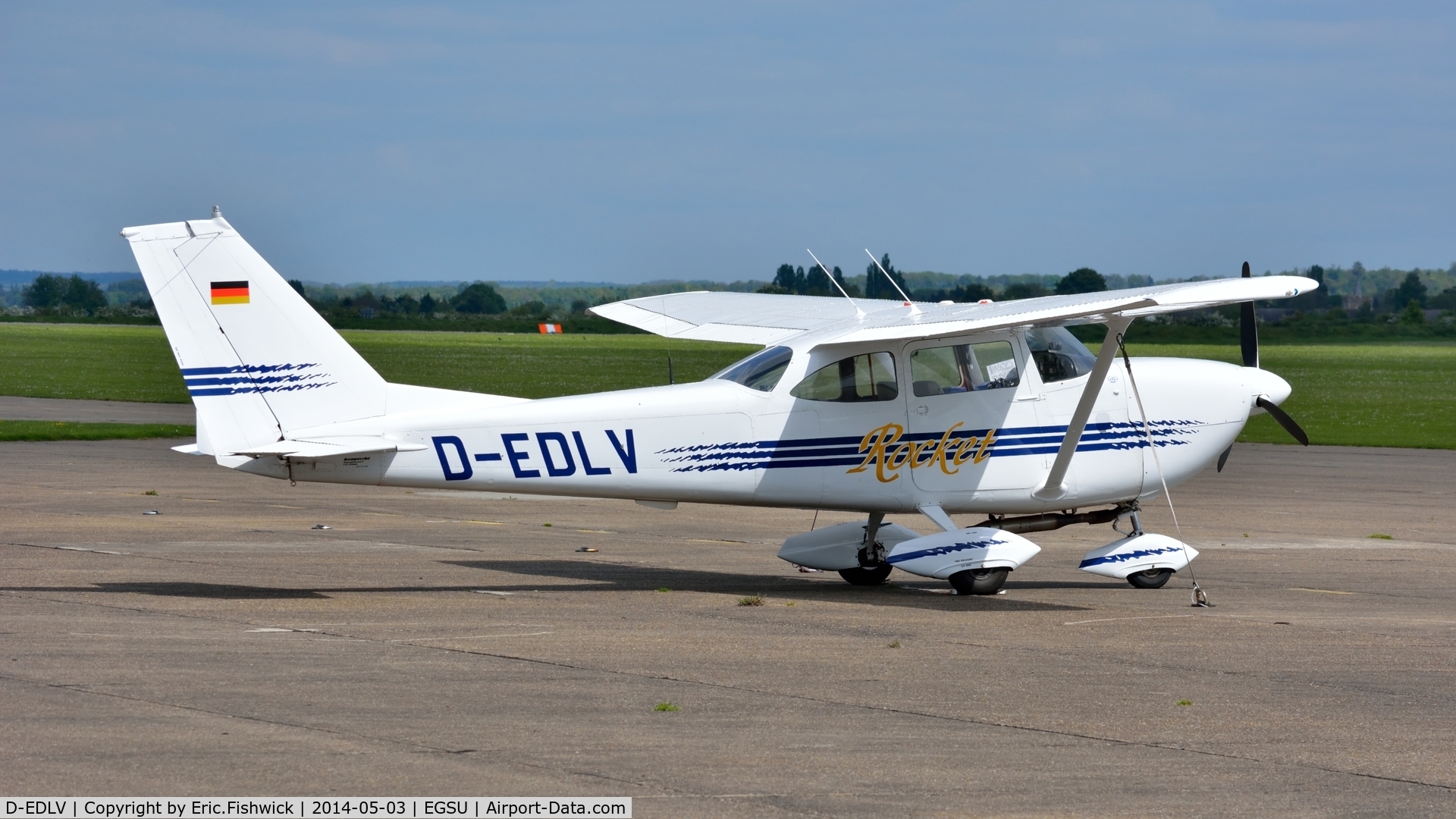 D-EDLV, Reims FR172E Reims Rocket C/N 0009, 2. D-EDLV visiting Duxford Airfield.