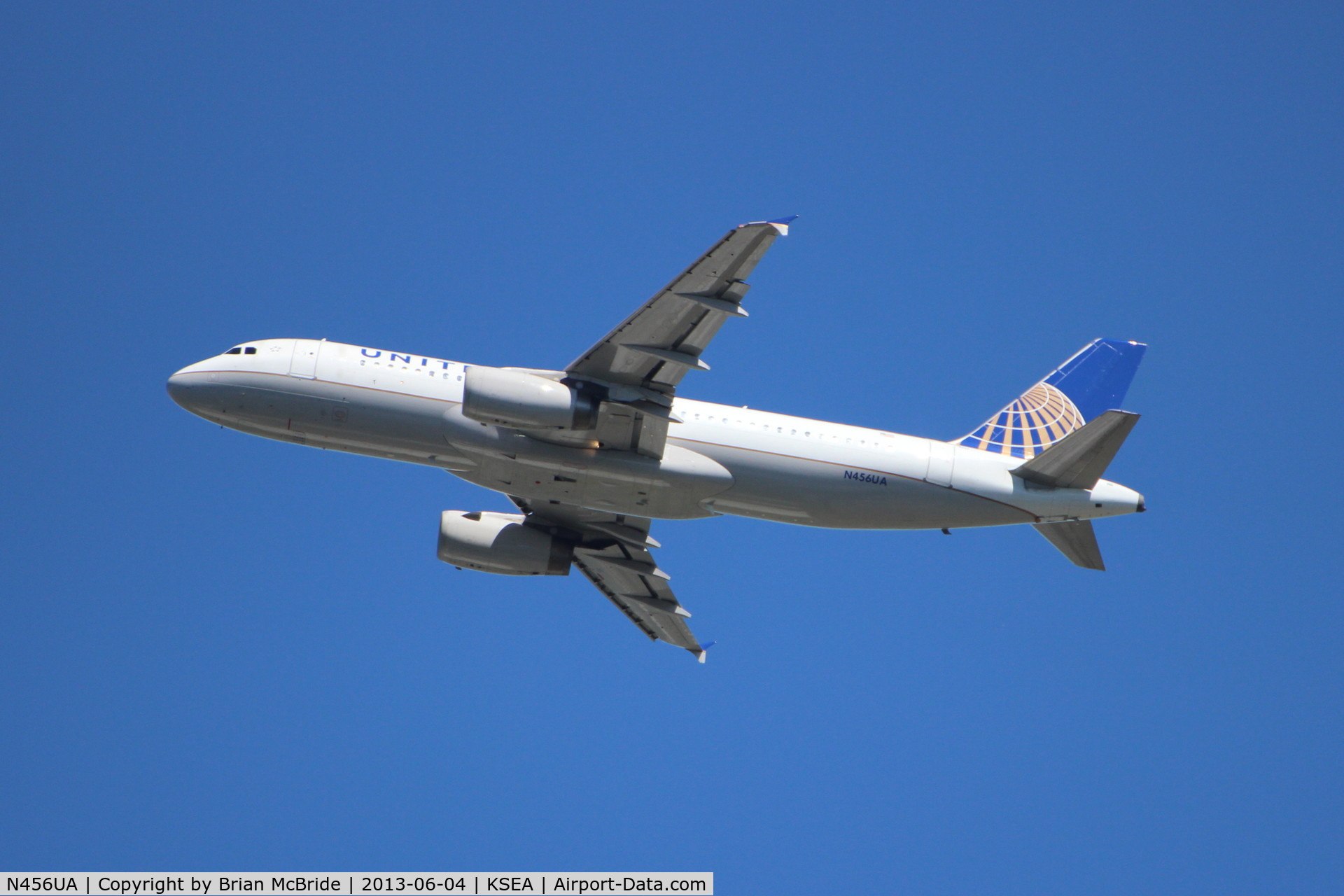 N456UA, 1999 Airbus A320-232 C/N 1128, United Airlines. A320-232. N456UA cn 1128. Seattle Tacoma - International (SEA KSEA). Image © Brian McBride. 04 June 2013