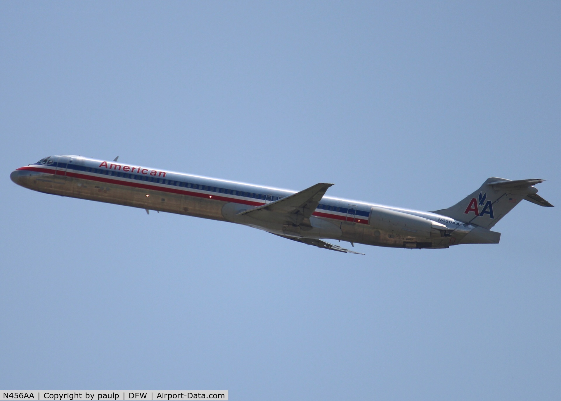 N456AA, 1988 McDonnell Douglas MD-82 (DC-9-82) C/N 49561, At DFW.