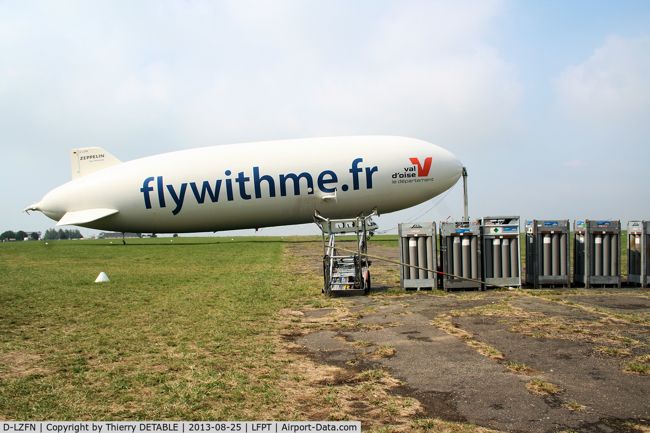 D-LZFN, 1997 Zeppelin LZ N07-100 C/N 001, AIRSHIP PARIS 2013   Stock of Helium Gaz