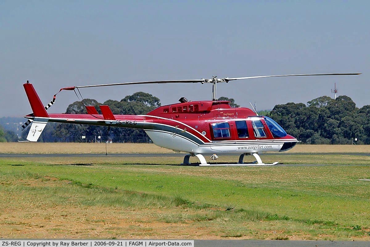 ZS-REG, 1993 Bell 206L-4 LongRanger IV LongRanger C/N 52030, Bell 206L-4 LongRanger IV [52030] Johannesburg-Rand~ZS 21/09/2006