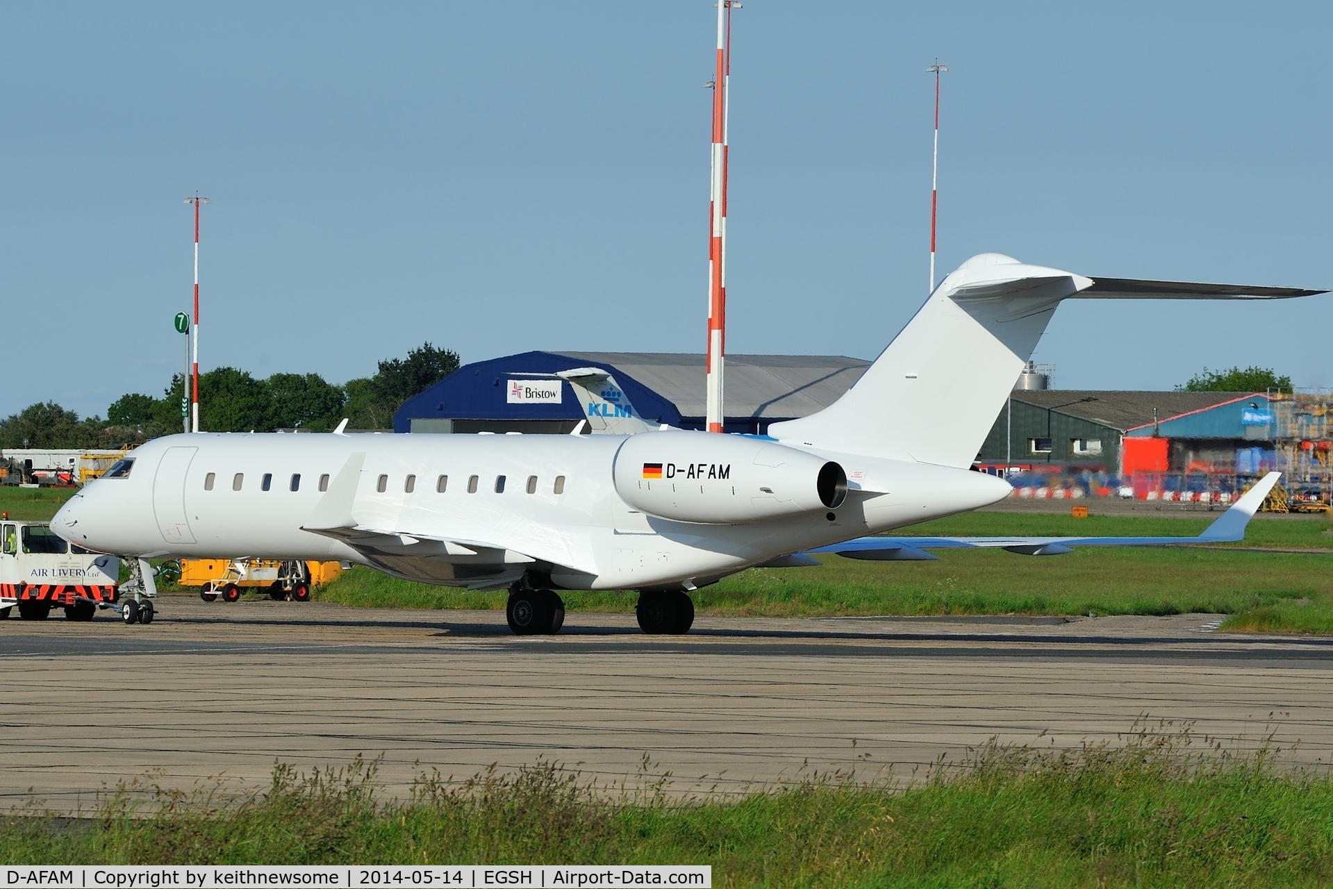 D-AFAM, 1999 Bombardier BD-700-1A10 Global Express C/N 9028, Recently removed from spray shop.