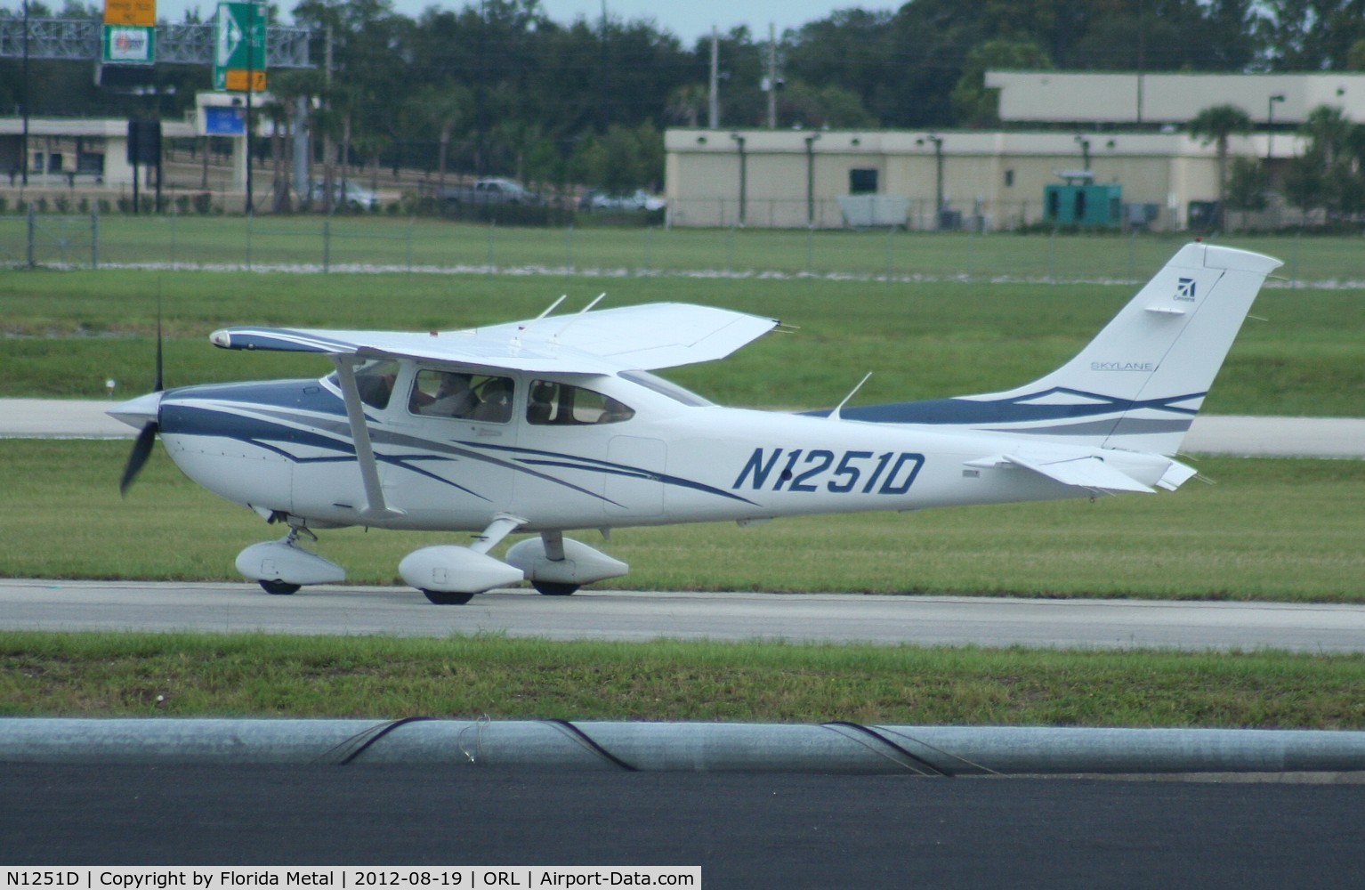 N1251D, 2007 Cessna 182T Skylane C/N 18282023, Cessna 182T