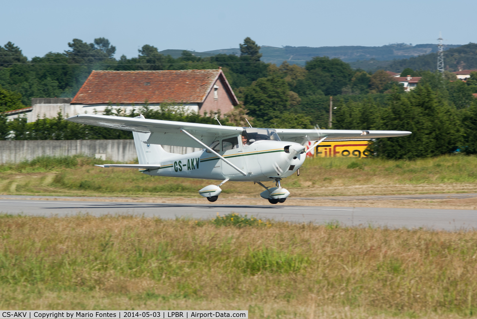 CS-AKV, Cessna F172G C/N F172-303, -
