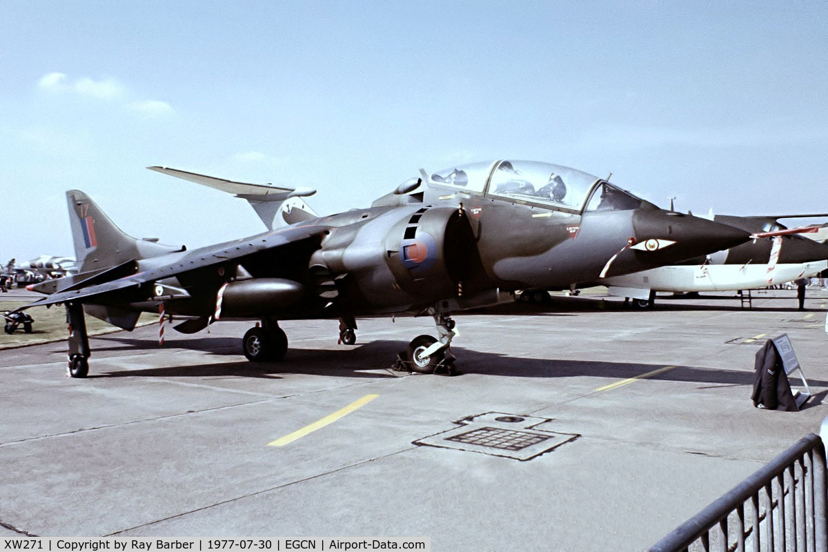 XW271, 1971 Hawker Siddeley Harrier T.4 C/N 212010, Bae Harrier T.4 [41H-212010] (Royal Air Force) RAF Finningley~G 30/07/1977. Coded 