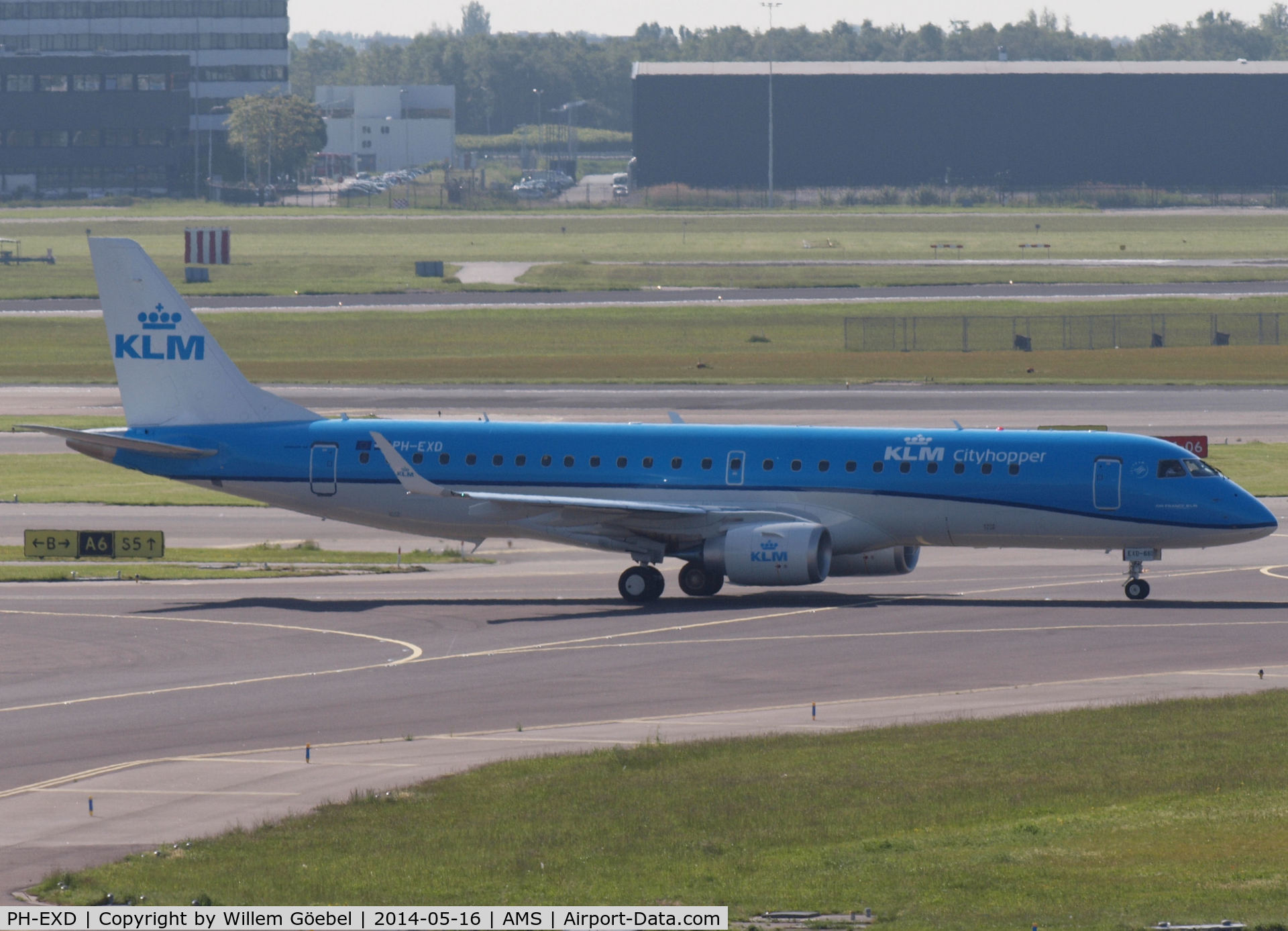 PH-EXD, 2014 Embraer 190LR (ERJ-190-100LR) C/N 19000661, For this moment the last aircraft in the X serie