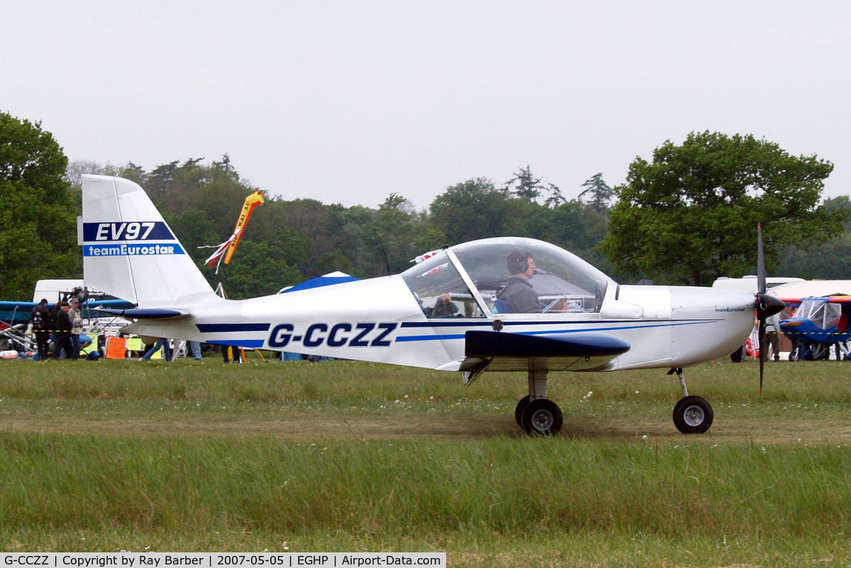 G-CCZZ, 2004 Aerotechnik EV-97 Eurostar C/N PFA 315-14158, Evektor EV-97 Team Eurostar [PFA 315-14158] Popham~G 05/05/2007