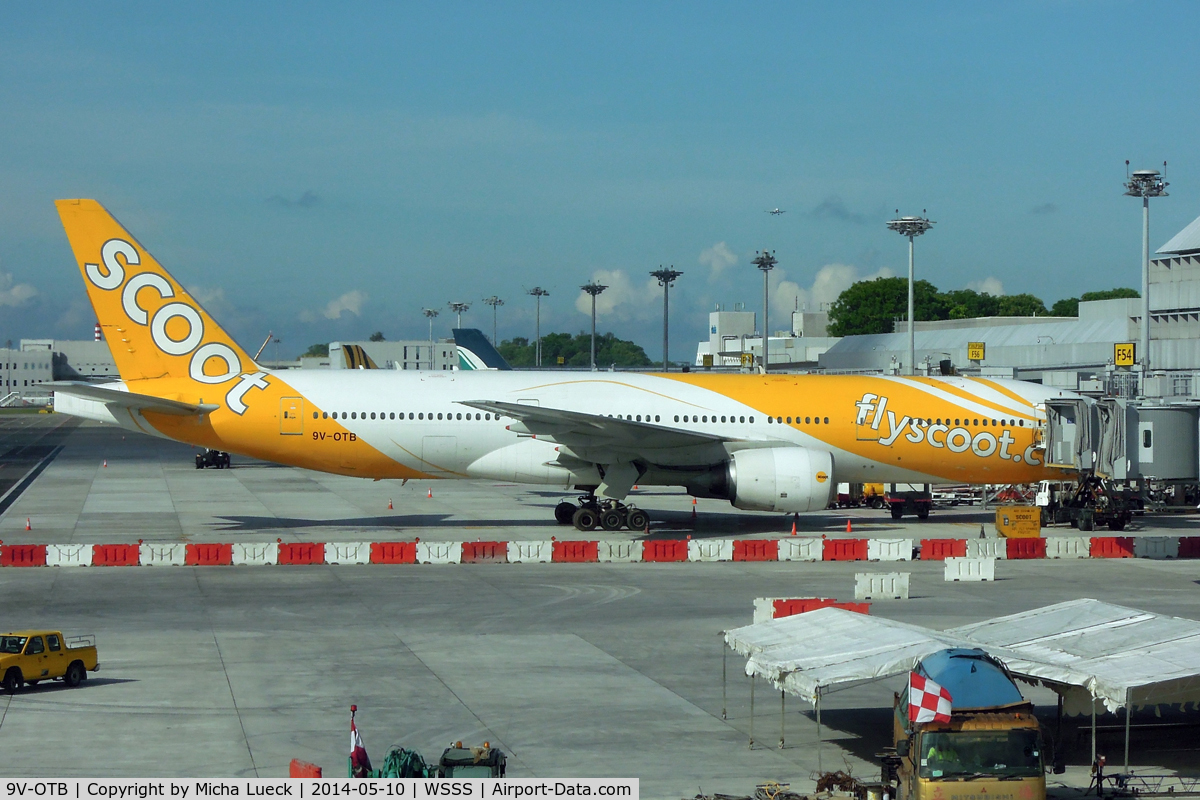 9V-OTB, 1997 Boeing 777-212/ER C/N 28508, At Changi